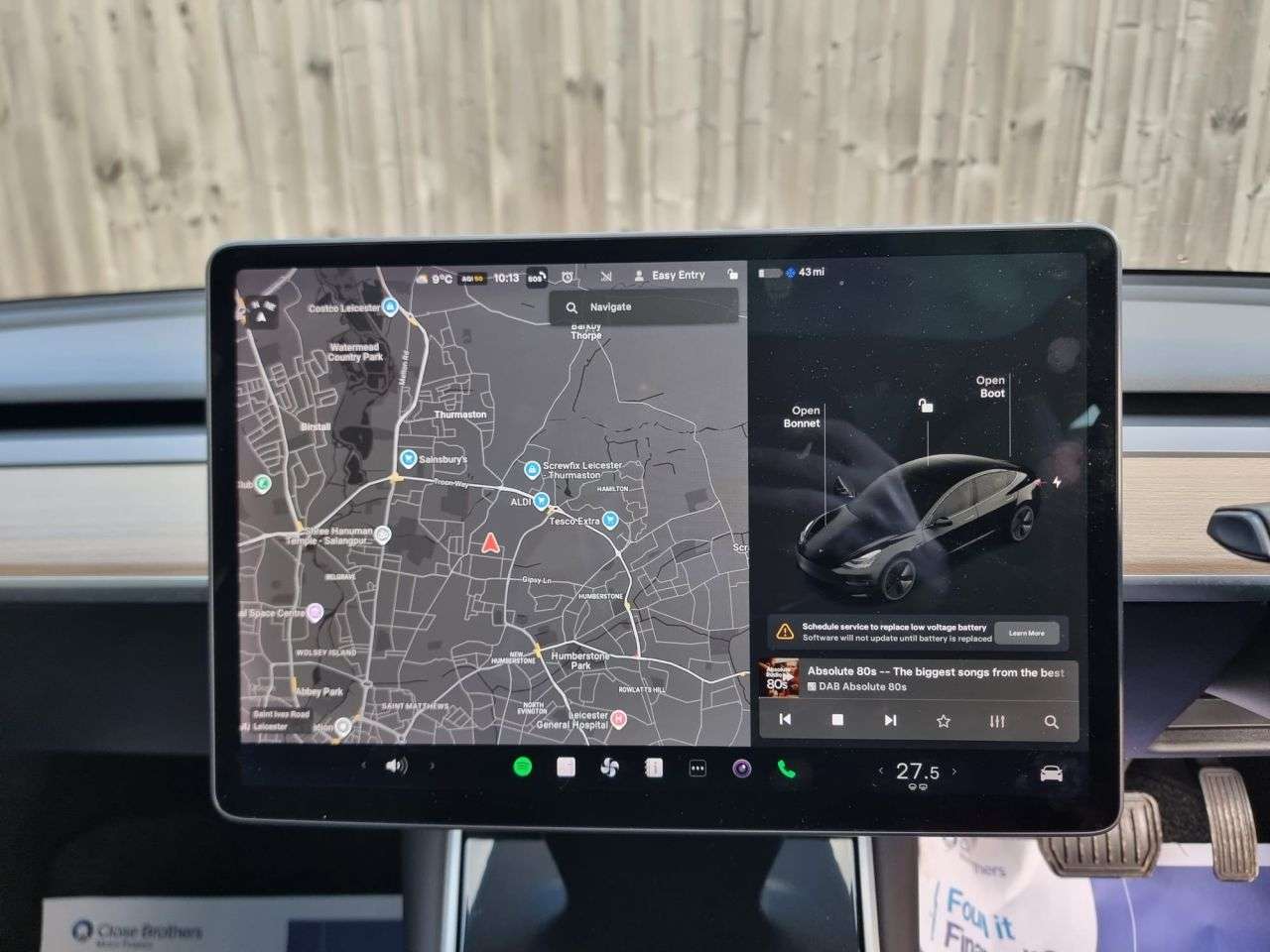 A 2019 TESLA MODEL 3 Standard Range Plus Saloon 4dr Electric Auto RWD (241 bhp) SAT NAV + R/CAME A 2019 TESLA MODEL 3 Standard Range Plus Saloon 4dr Electric Auto RWD (241 bhp) SAT NAV + R/CAME