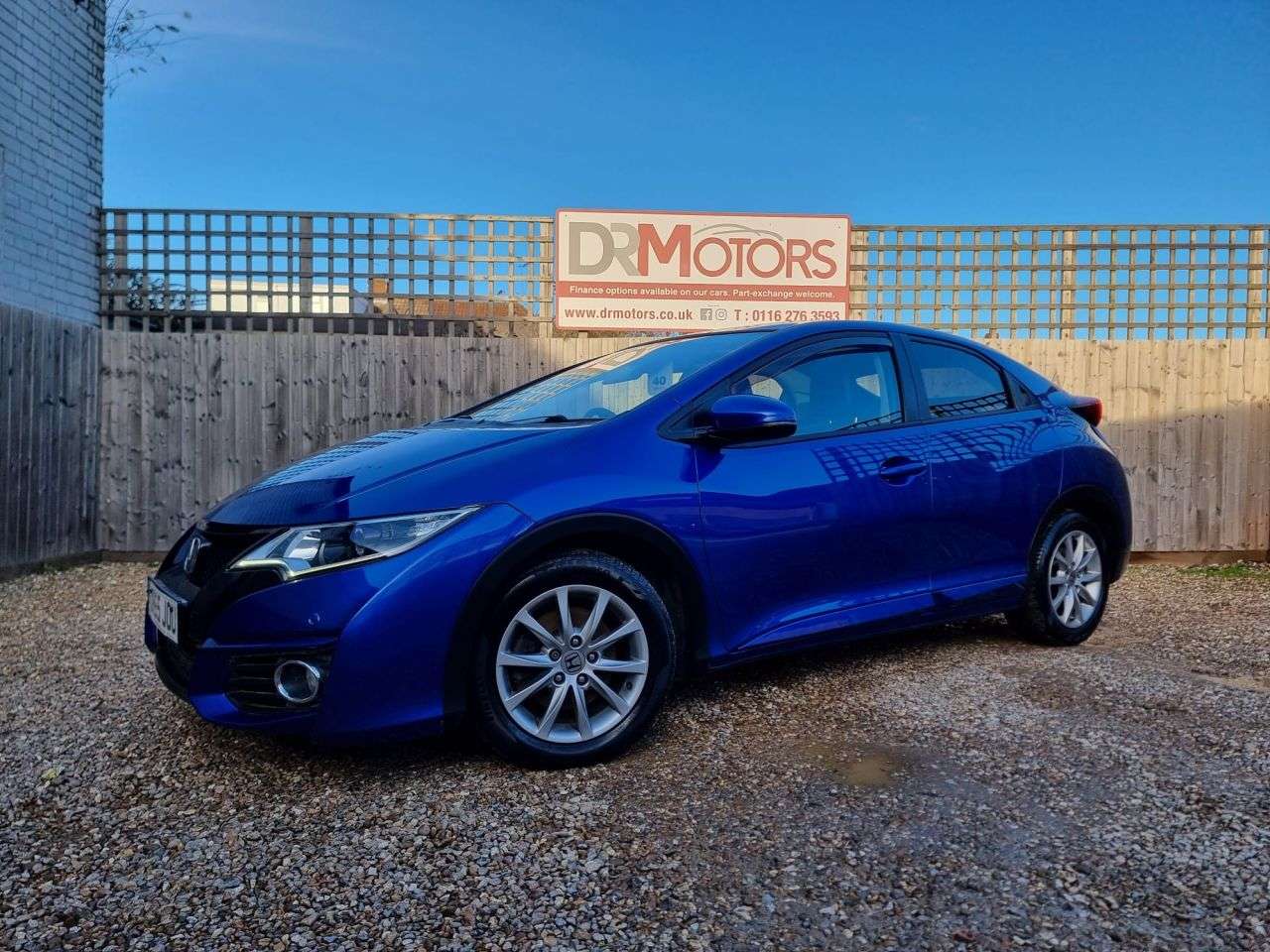 A 2016 HONDA CIVIC 1.6 i-DTEC SR Hatchback 5dr Diesel Manual Euro 5 (s/s) (120 ps) £20 TAX + S A 2016 HONDA CIVIC 1.6 i-DTEC SR Hatchback 5dr Diesel Manual Euro 5 (s/s) (120 ps) £20 TAX + S