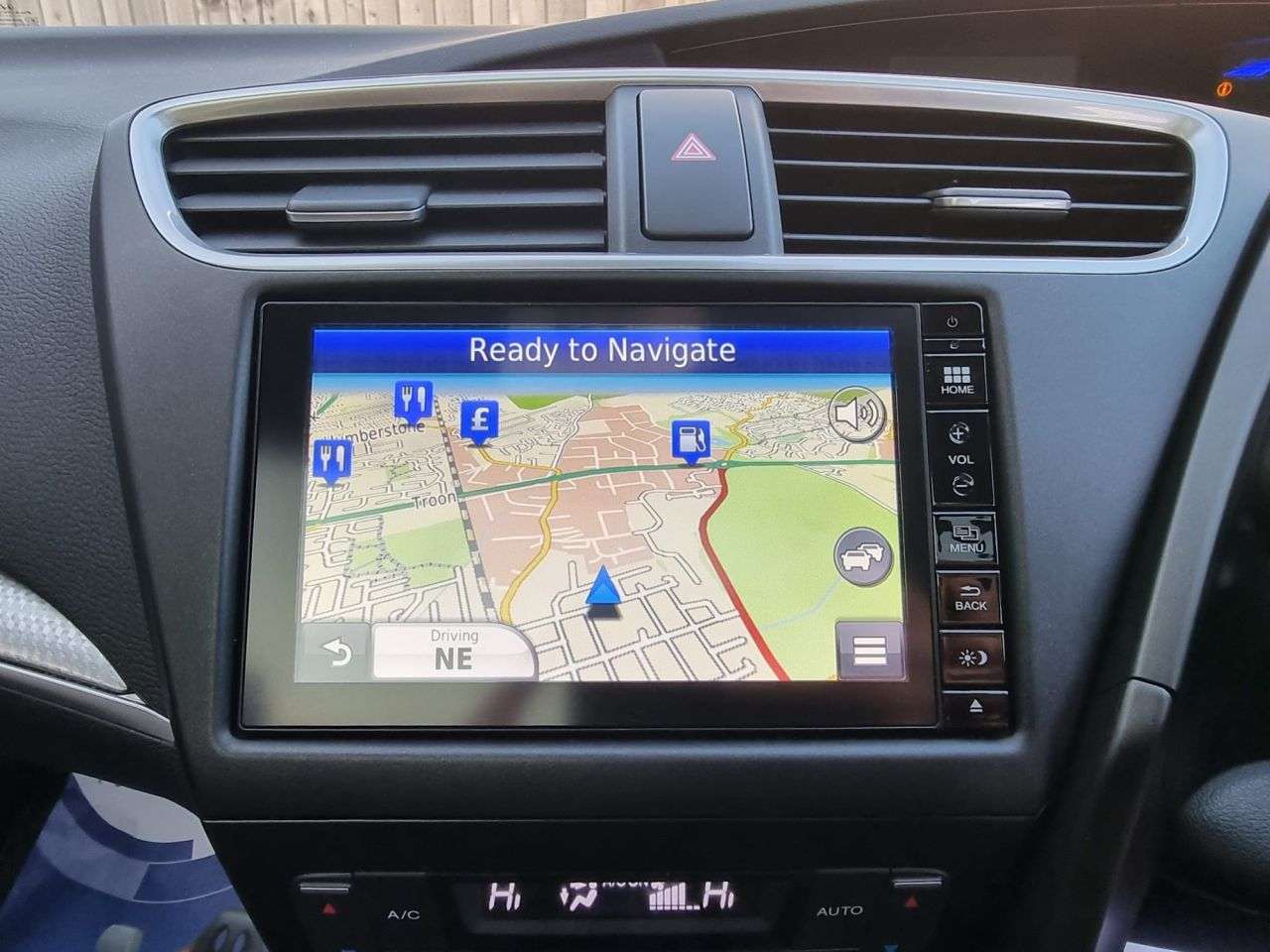 A 2016 HONDA CIVIC 1.6 i-DTEC SR Hatchback 5dr Diesel Manual Euro 5 (s/s) (120 ps) £20 TAX + S A 2016 HONDA CIVIC 1.6 i-DTEC SR Hatchback 5dr Diesel Manual Euro 5 (s/s) (120 ps) £20 TAX + S