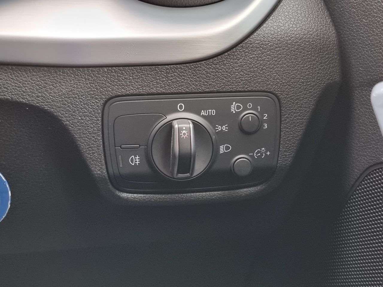 2019 AUDI Q2 2019 AUDI Q2