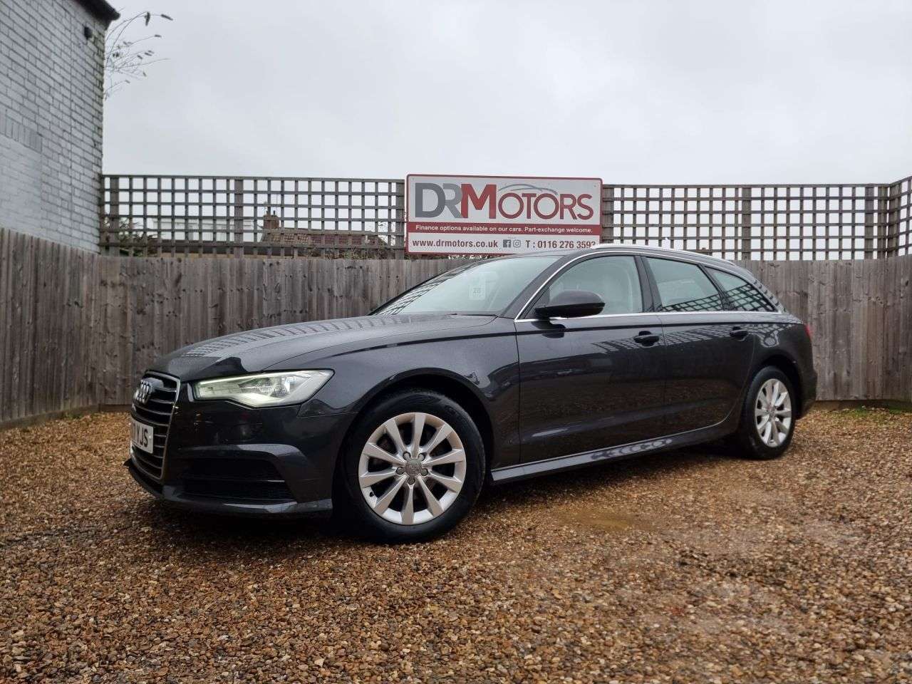 A 2017 AUDI A6 AVANT 2.0 TDI ultra SE Executive Estate 5dr Diesel S Tronic Euro 6 (s/s) (190 ps) A 2017 AUDI A6 AVANT 2.0 TDI ultra SE Executive Estate 5dr Diesel S Tronic Euro 6 (s/s) (190 ps)