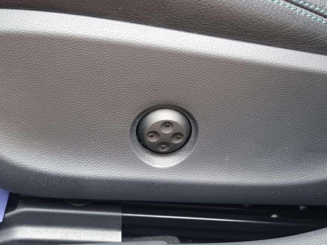 2017 MERCEDES-BENZ A-CLASS 2017 MERCEDES-BENZ A-CLASS