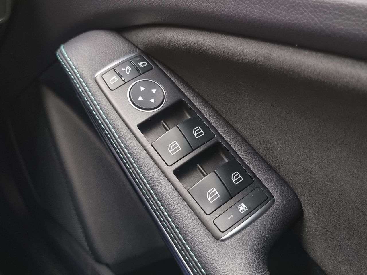 2017 MERCEDES-BENZ A-CLASS 2017 MERCEDES-BENZ A-CLASS