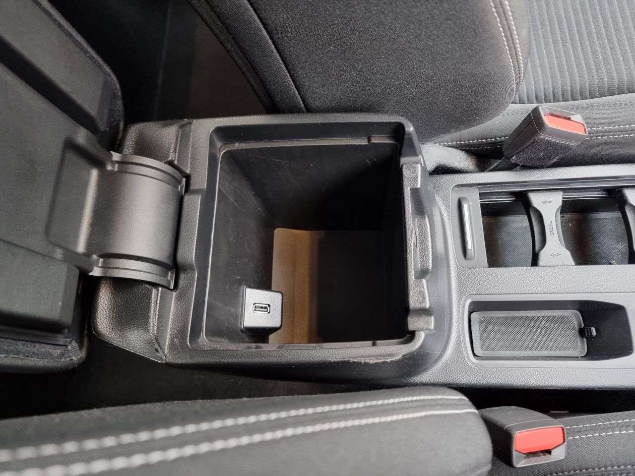 2020 FORD FOCUS 2020 FORD FOCUS