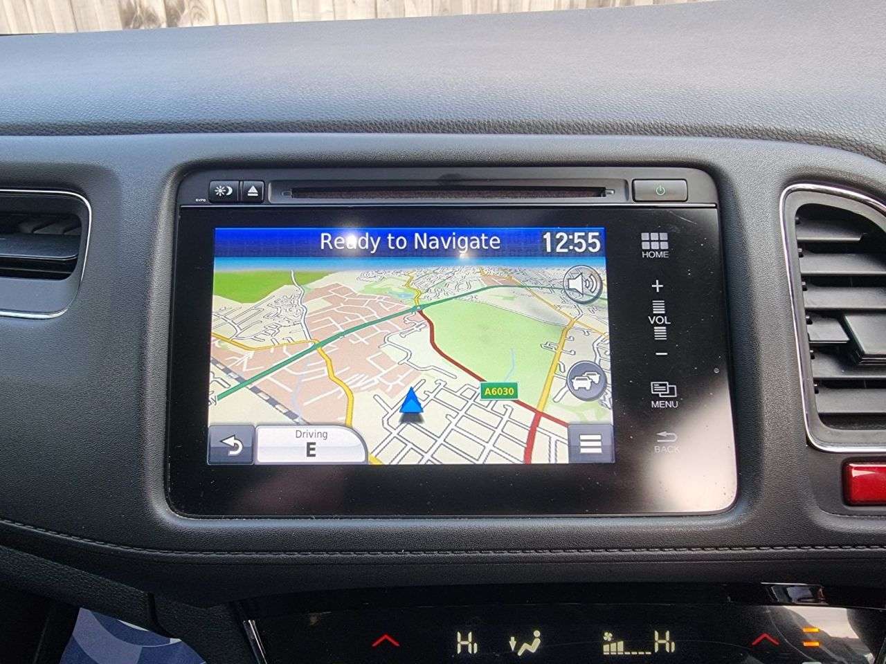 A 2016 HONDA HR-V 1.5 i-VTEC EX SUV 5dr Petrol Manual Euro 6 (s/s) (130 ps) SAT NAV + HEATED A 2016 HONDA HR-V 1.5 i-VTEC EX SUV 5dr Petrol Manual Euro 6 (s/s) (130 ps) SAT NAV + HEATED