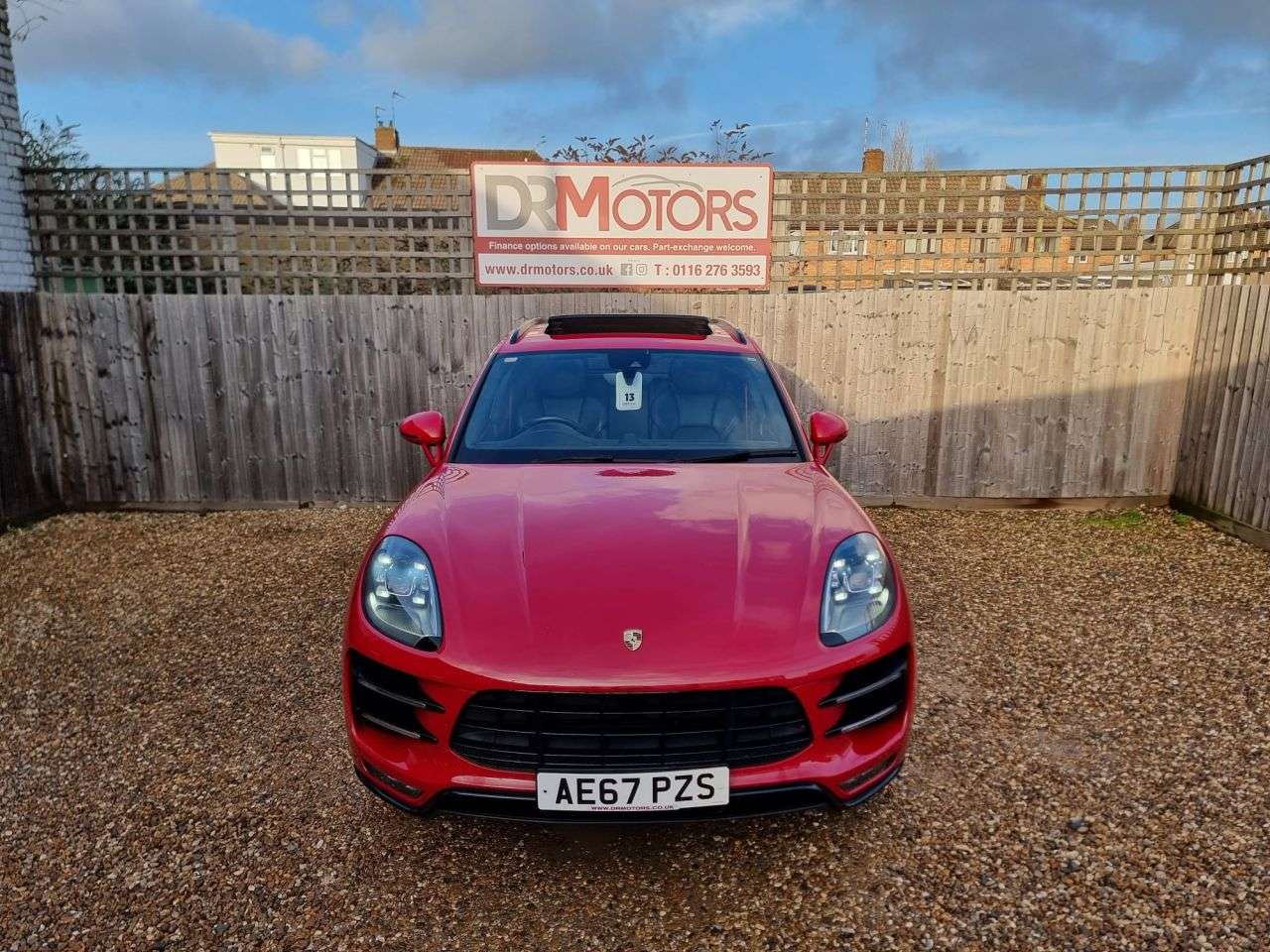 2017 PORSCHE MACAN 2017 PORSCHE MACAN