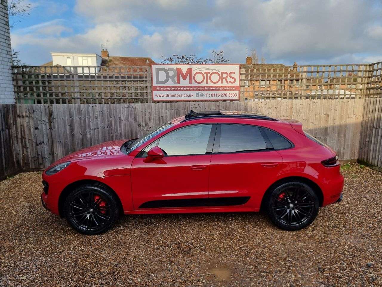 2017 PORSCHE MACAN 2017 PORSCHE MACAN