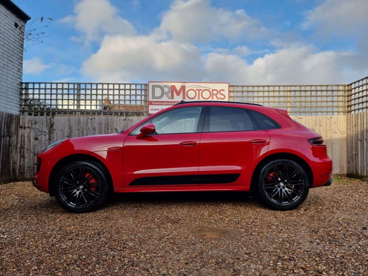 2017 PORSCHE MACAN 2017 PORSCHE MACAN