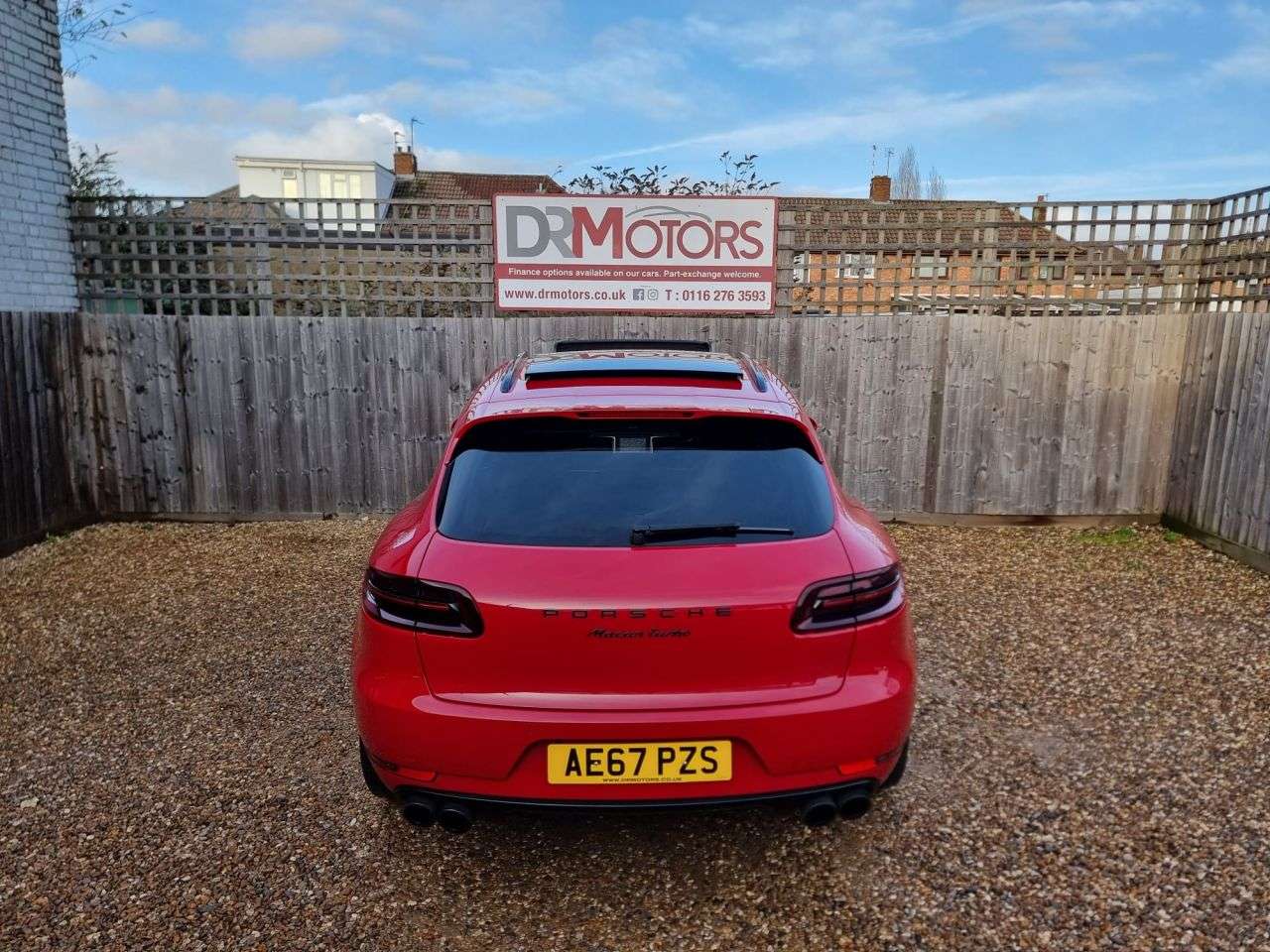 2017 PORSCHE MACAN 2017 PORSCHE MACAN