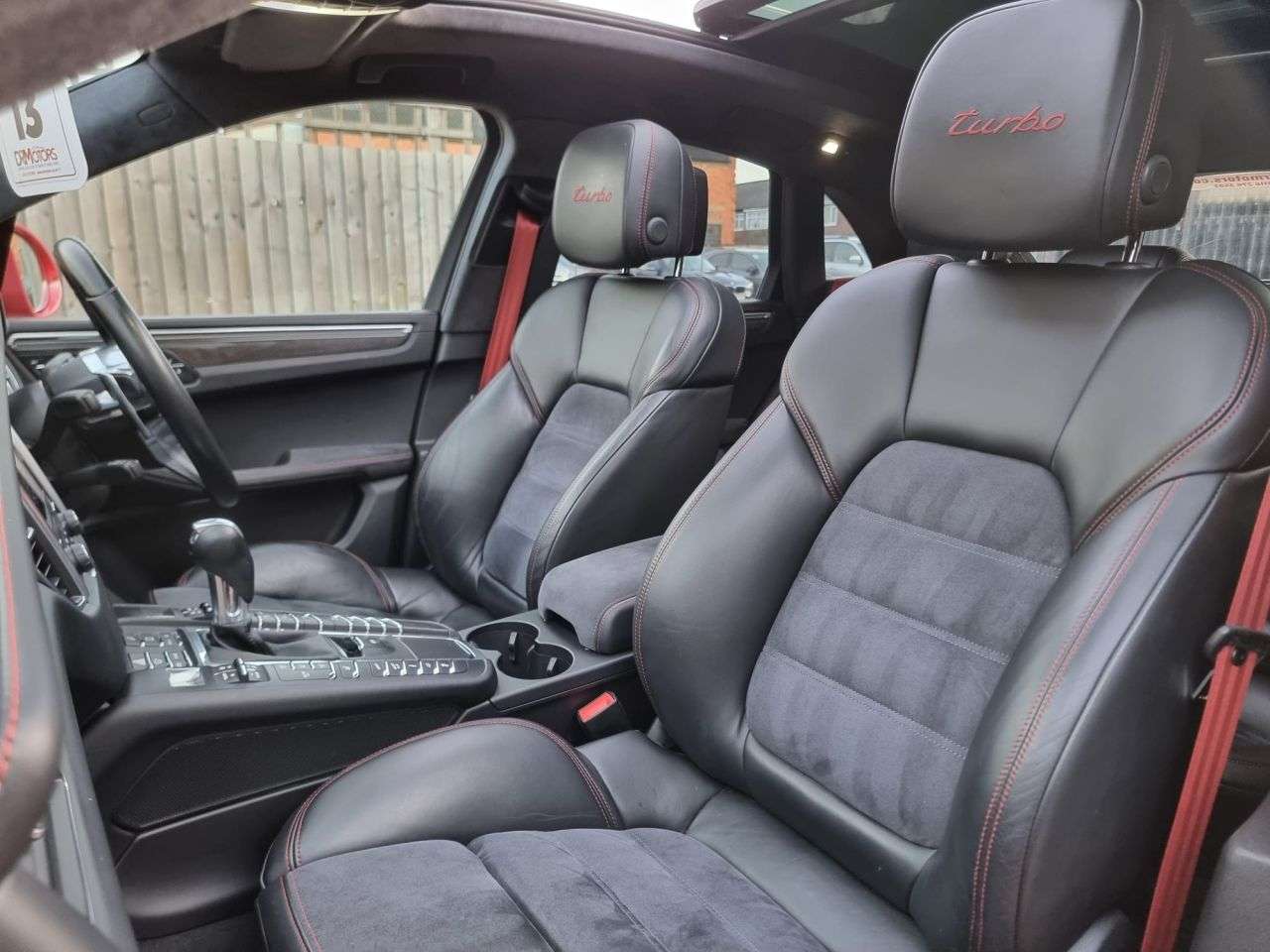 2017 PORSCHE MACAN 2017 PORSCHE MACAN