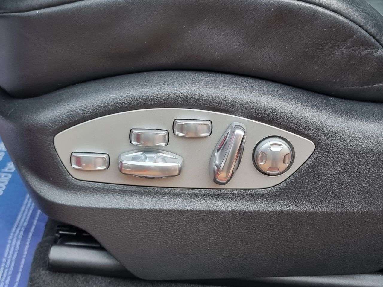 2017 PORSCHE MACAN 2017 PORSCHE MACAN