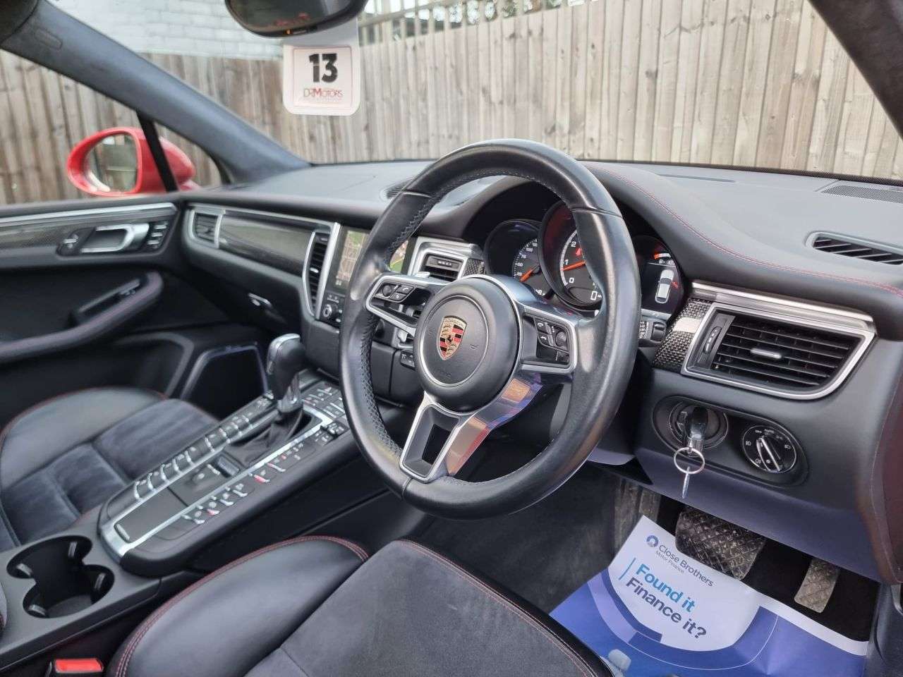 A 2017 PORSCHE MACAN 3.6T V6 Turbo SUV 5dr Petrol PDK 4WD Euro 6 (s/s) (400 ps) A 2017 PORSCHE MACAN 3.6T V6 Turbo SUV 5dr Petrol PDK 4WD Euro 6 (s/s) (400 ps)