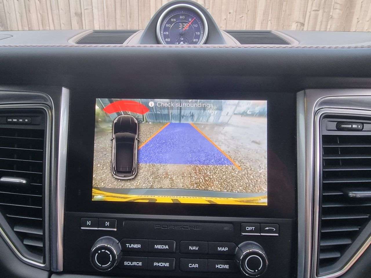 2017 PORSCHE MACAN 2017 PORSCHE MACAN