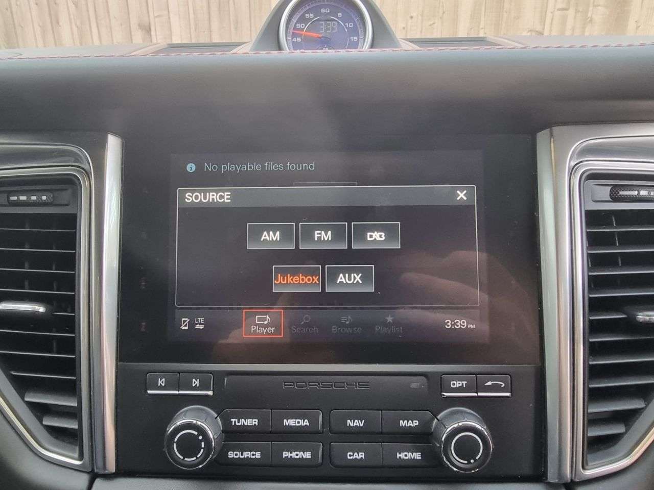 2017 PORSCHE MACAN 2017 PORSCHE MACAN