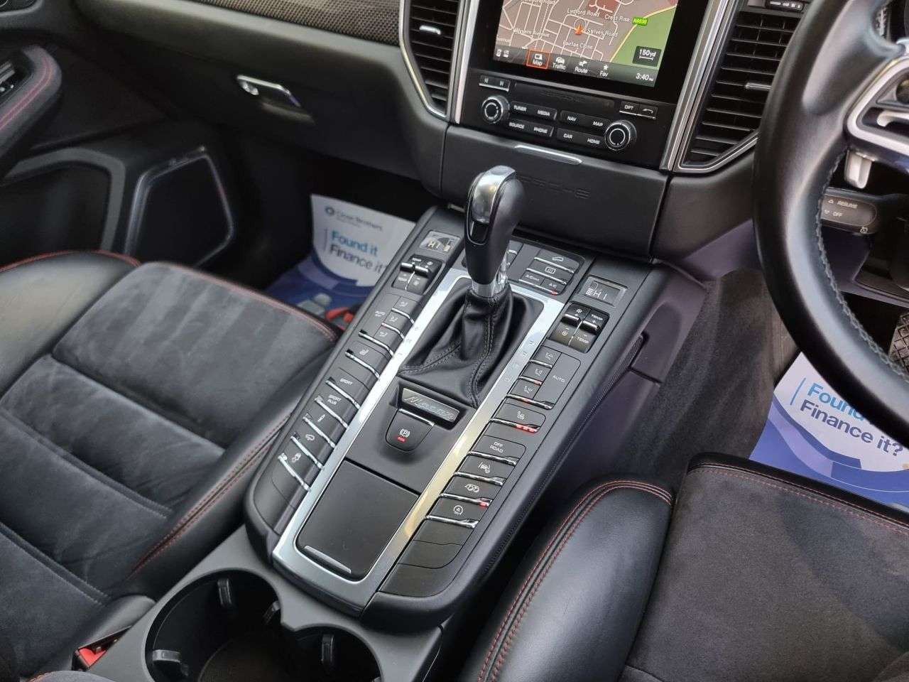 2017 PORSCHE MACAN 2017 PORSCHE MACAN