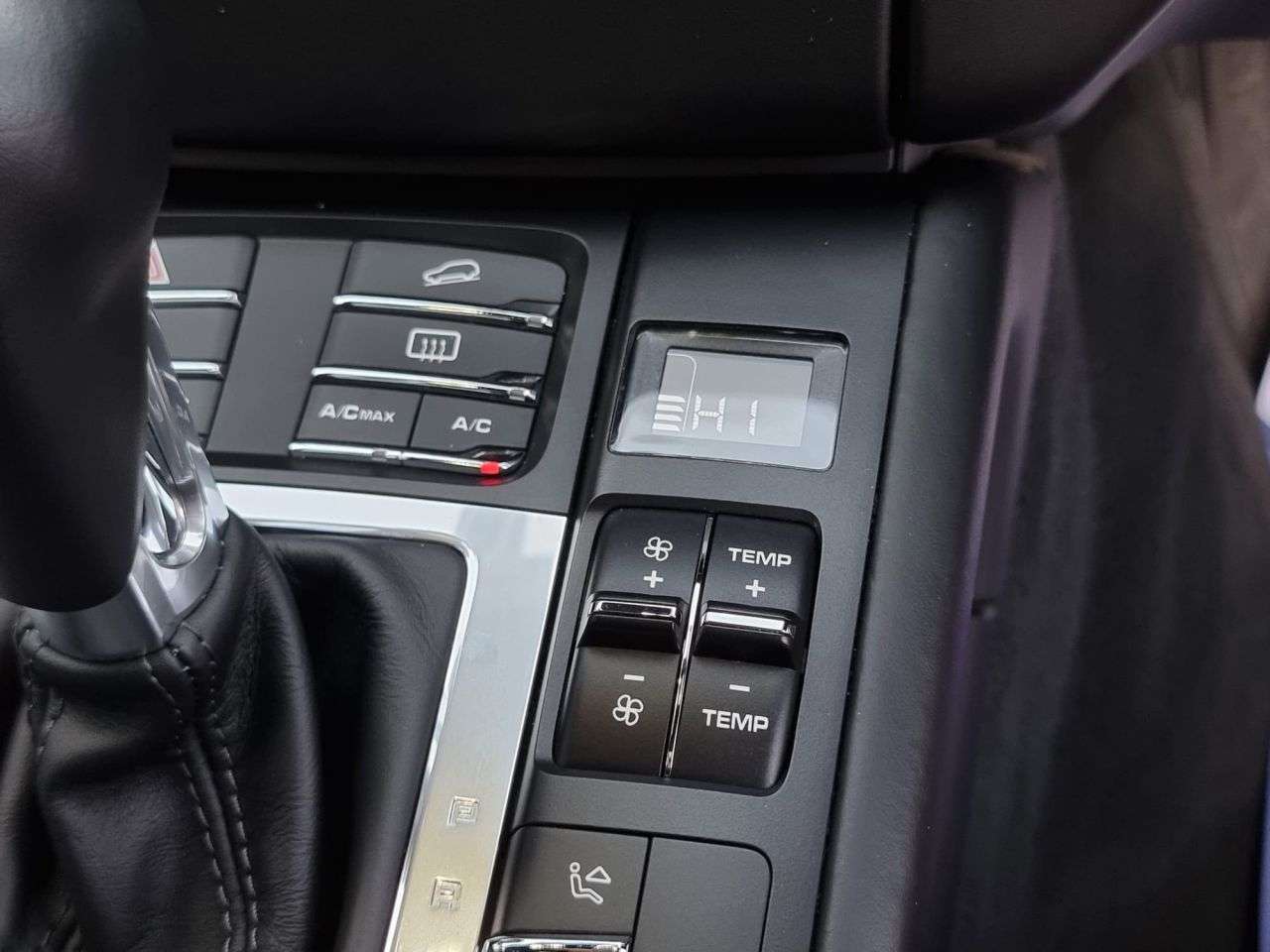 2017 PORSCHE MACAN 2017 PORSCHE MACAN