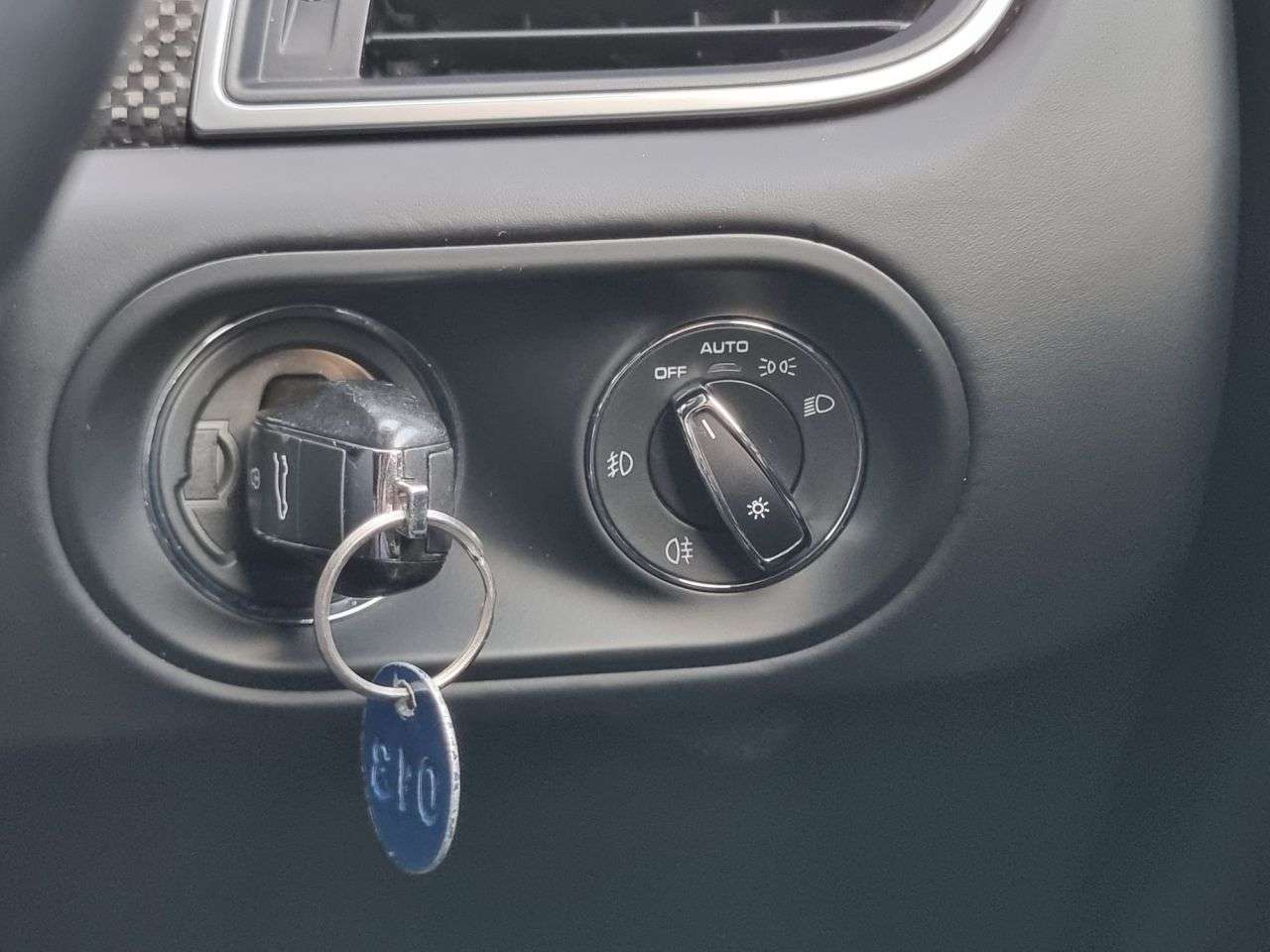 2017 PORSCHE MACAN 2017 PORSCHE MACAN