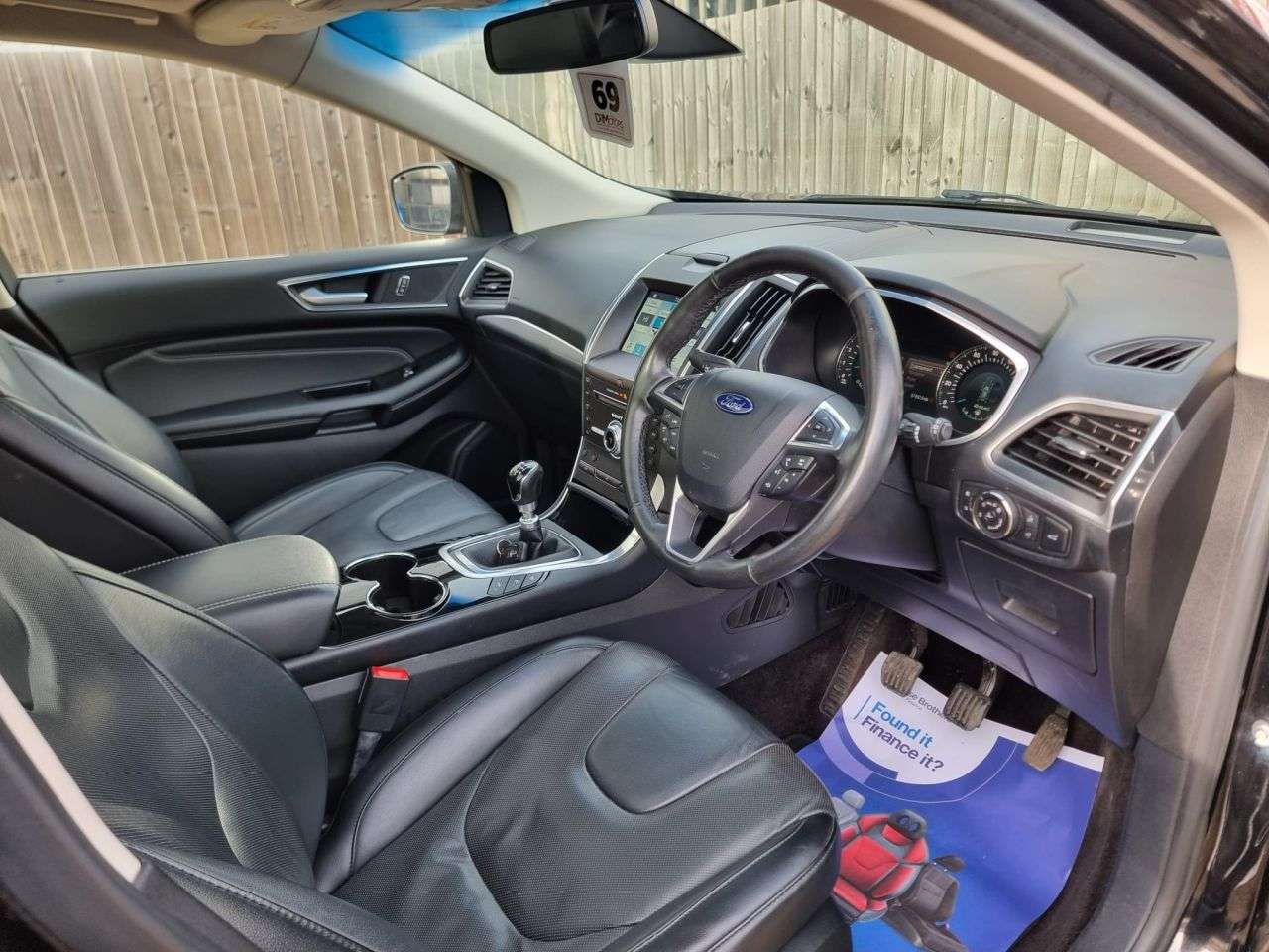 A 2017 FORD EDGE 2.0 TDCi Titanium SUV 5dr Diesel Manual AWD Euro 6 (s/s) (180 ps) + SAT NAV A 2017 FORD EDGE 2.0 TDCi Titanium SUV 5dr Diesel Manual AWD Euro 6 (s/s) (180 ps) + SAT NAV