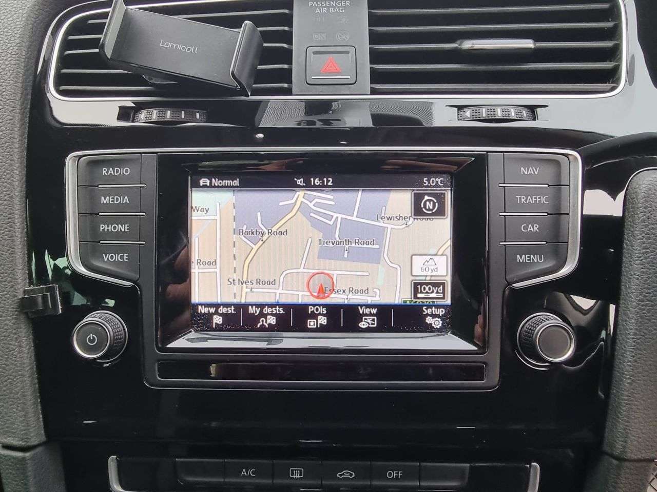 A 2013 VOLKSWAGEN GOLF 2.0 TDI BlueMotion Tech GT Hatchback 5dr Diesel DSG Euro 5 (s/s) (150 ps) A A 2013 VOLKSWAGEN GOLF 2.0 TDI BlueMotion Tech GT Hatchback 5dr Diesel DSG Euro 5 (s/s) (150 ps) A