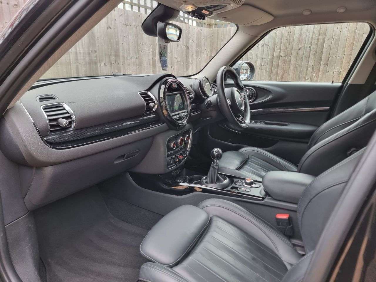 2019 MINI CLUBMAN 2019 MINI CLUBMAN