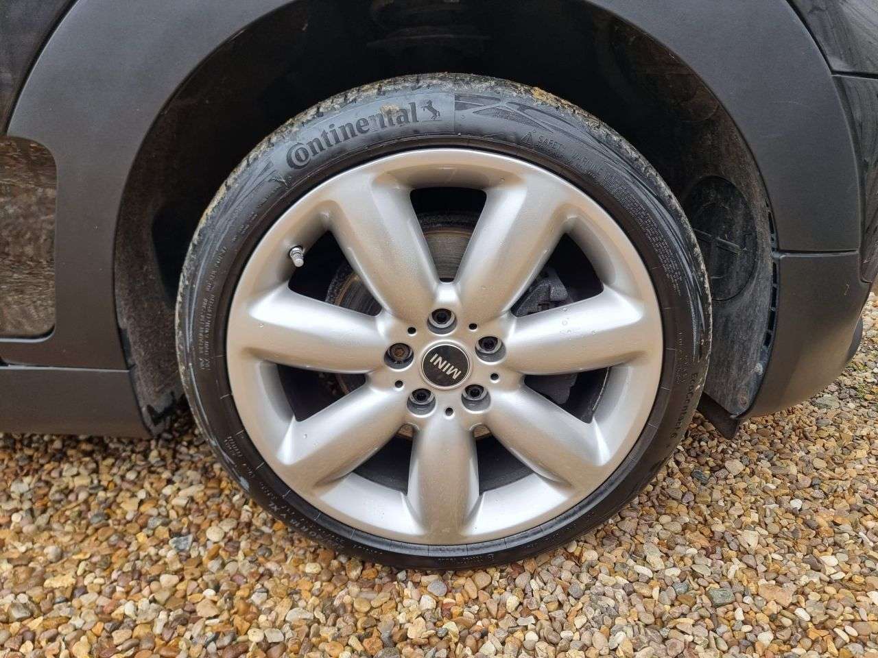 2019 MINI CLUBMAN 2019 MINI CLUBMAN