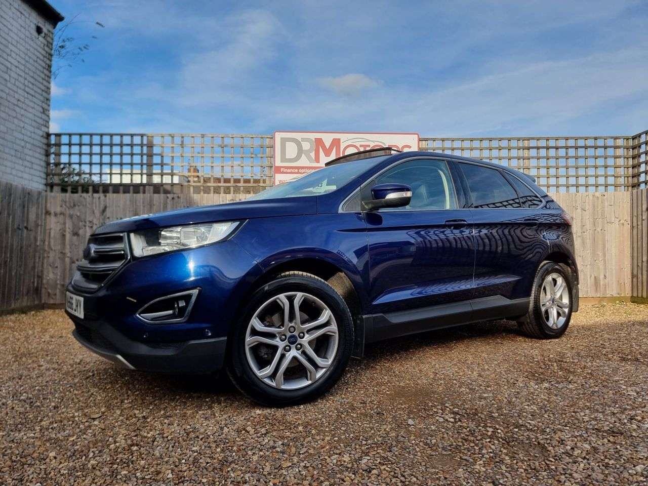 A 2016 FORD EDGE 2.0 TDCi Titanium SUV 5dr Diesel Manual AWD Euro 6 (s/s) (180 ps) SAT NAV+ A 2016 FORD EDGE 2.0 TDCi Titanium SUV 5dr Diesel Manual AWD Euro 6 (s/s) (180 ps) SAT NAV+