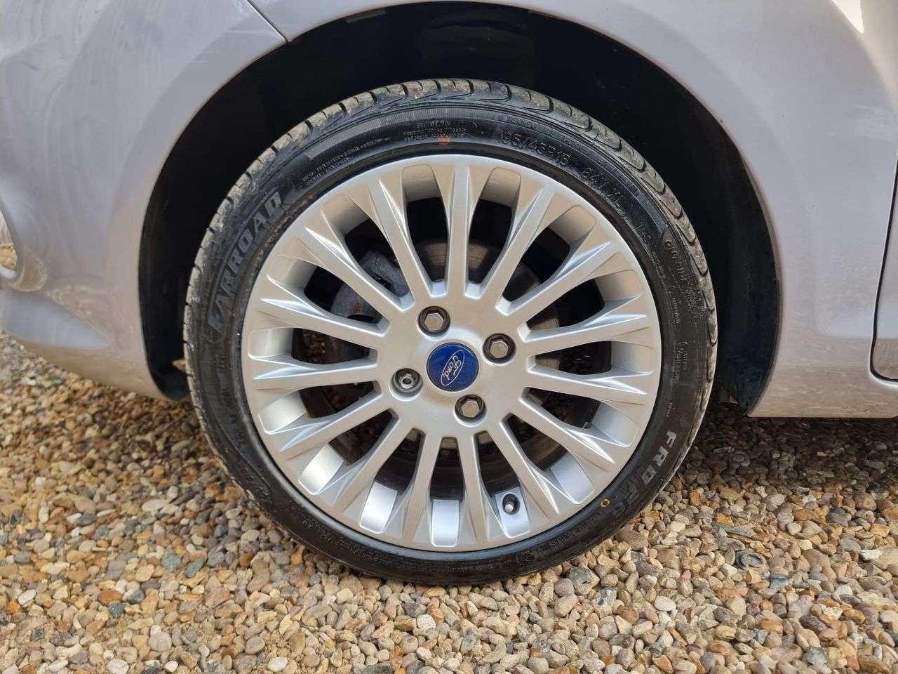 2011 FORD FIESTA 2011 FORD FIESTA