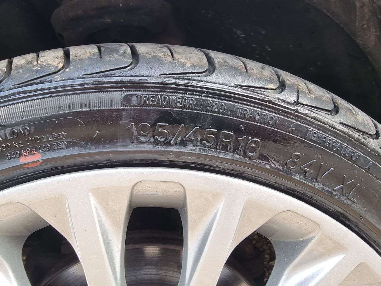 2011 FORD FIESTA 2011 FORD FIESTA