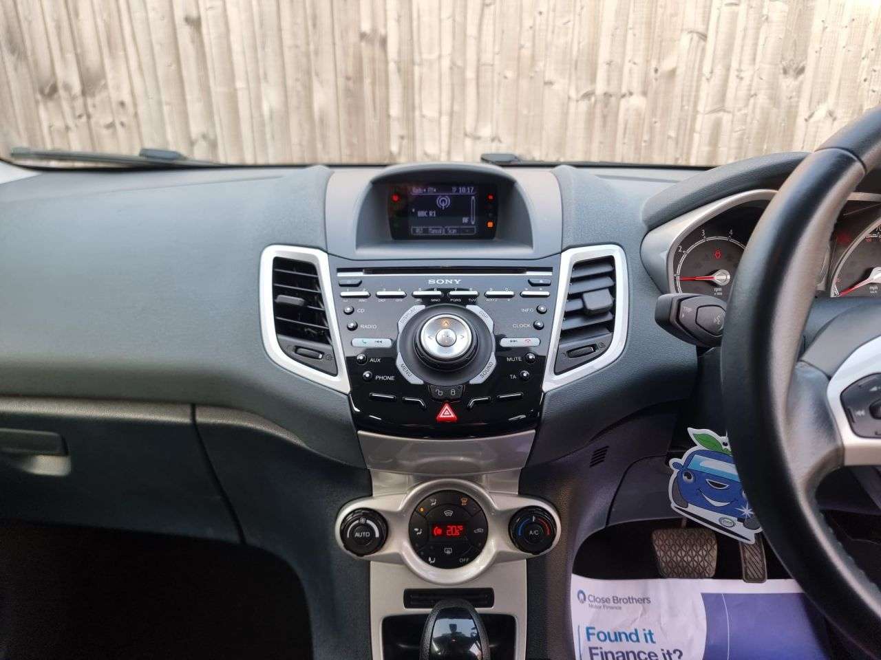 2011 FORD FIESTA 2011 FORD FIESTA