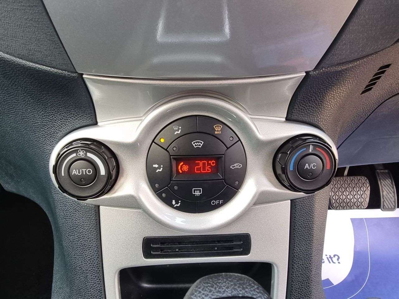 2011 FORD FIESTA 2011 FORD FIESTA