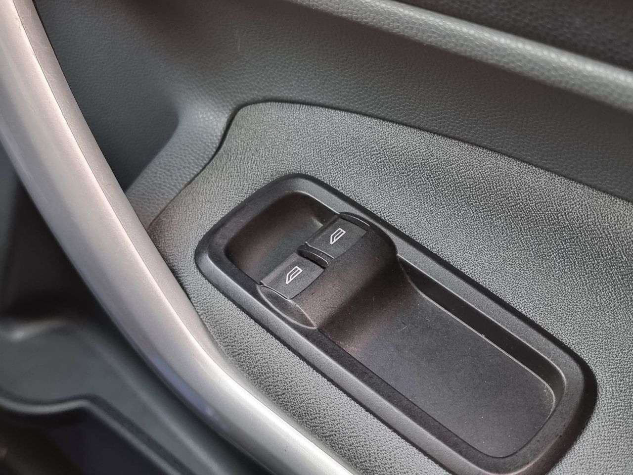 2011 FORD FIESTA 2011 FORD FIESTA