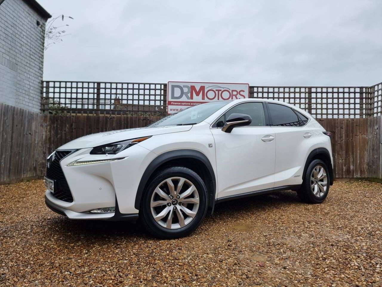 A 2016 LEXUS NX 2.5 300h F Sport SUV 5dr Petrol Hybrid E-CVT 4WD Euro 6 (s/s) (197 ps) SAT A 2016 LEXUS NX 2.5 300h F Sport SUV 5dr Petrol Hybrid E-CVT 4WD Euro 6 (s/s) (197 ps) SAT
