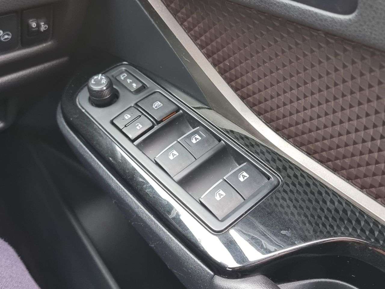 2017 TOYOTA C-HR 2017 TOYOTA C-HR