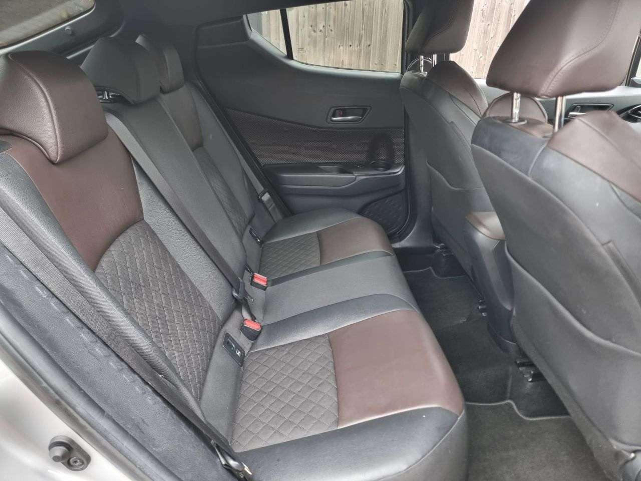 2017 TOYOTA C-HR 2017 TOYOTA C-HR