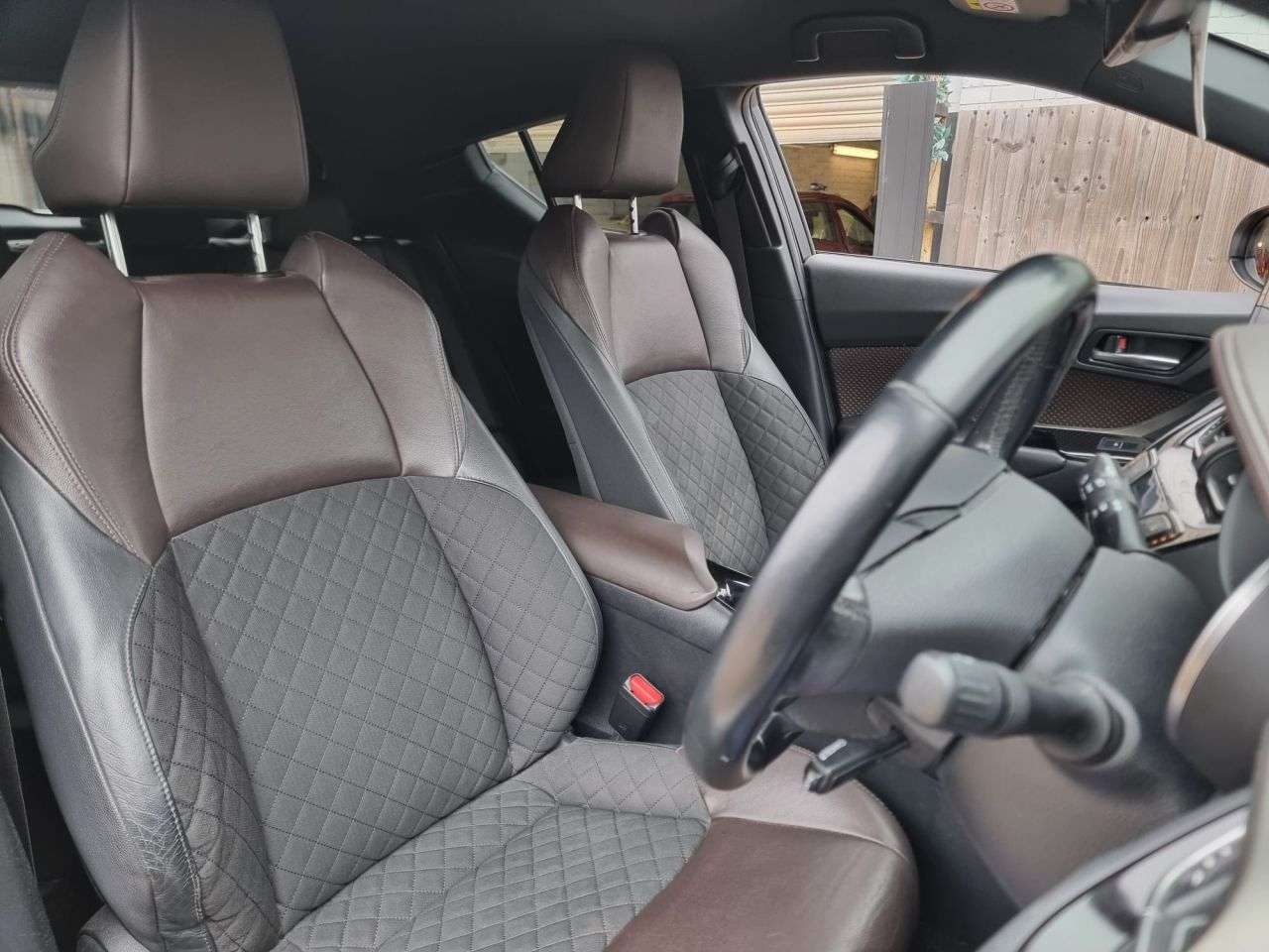 2017 TOYOTA C-HR 2017 TOYOTA C-HR