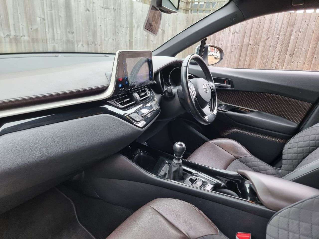 2017 TOYOTA C-HR 2017 TOYOTA C-HR