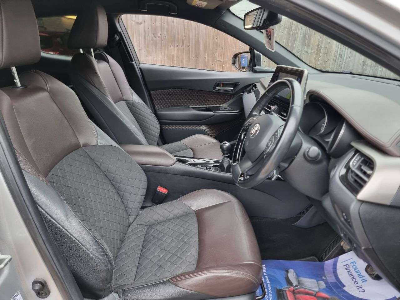 2017 TOYOTA C-HR 2017 TOYOTA C-HR