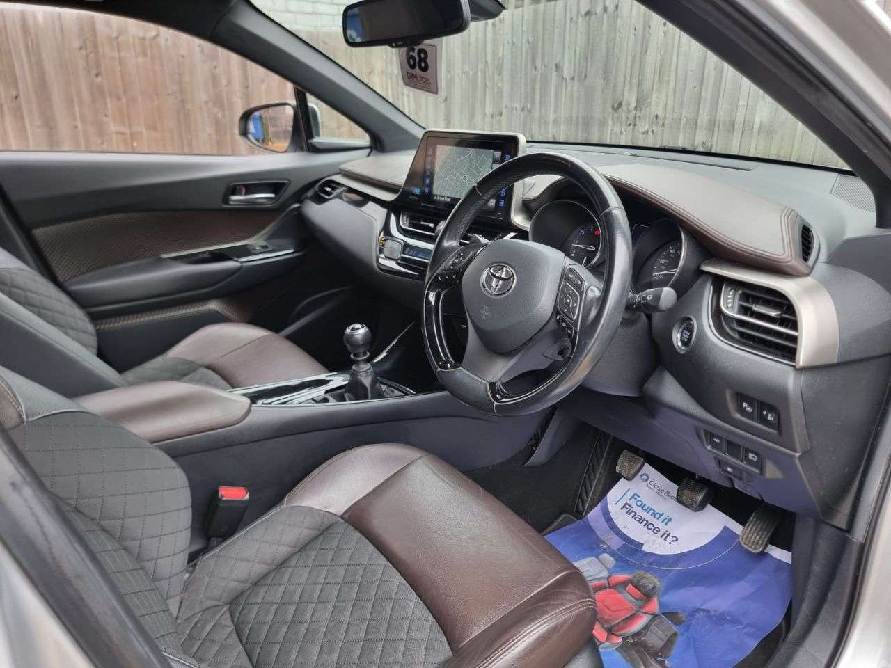 A 2017 TOYOTA C-HR 1.2 VVT-i Excel SUV 5dr Petrol Manual Euro 6 (s/s) (115 ps) + SAT NAV + R/C A 2017 TOYOTA C-HR 1.2 VVT-i Excel SUV 5dr Petrol Manual Euro 6 (s/s) (115 ps) + SAT NAV + R/C