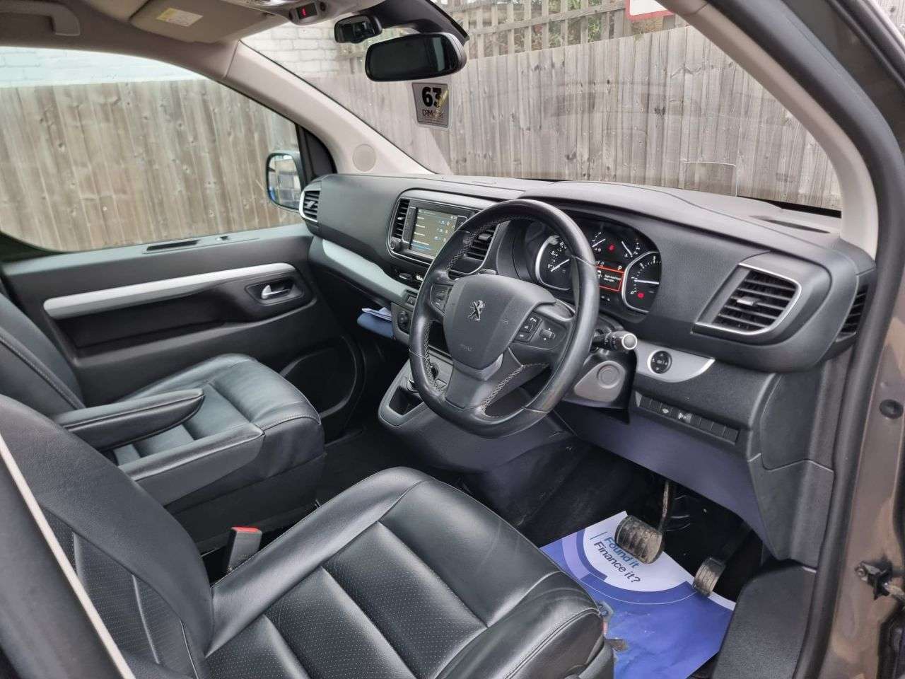 A 2017 PEUGEOT TRAVELLER 2.0 BlueHDi Allure Standard MPV 5dr Diesel EAT6 MWB Euro 6 (s/s) (180 ps) 8 A 2017 PEUGEOT TRAVELLER 2.0 BlueHDi Allure Standard MPV 5dr Diesel EAT6 MWB Euro 6 (s/s) (180 ps) 8