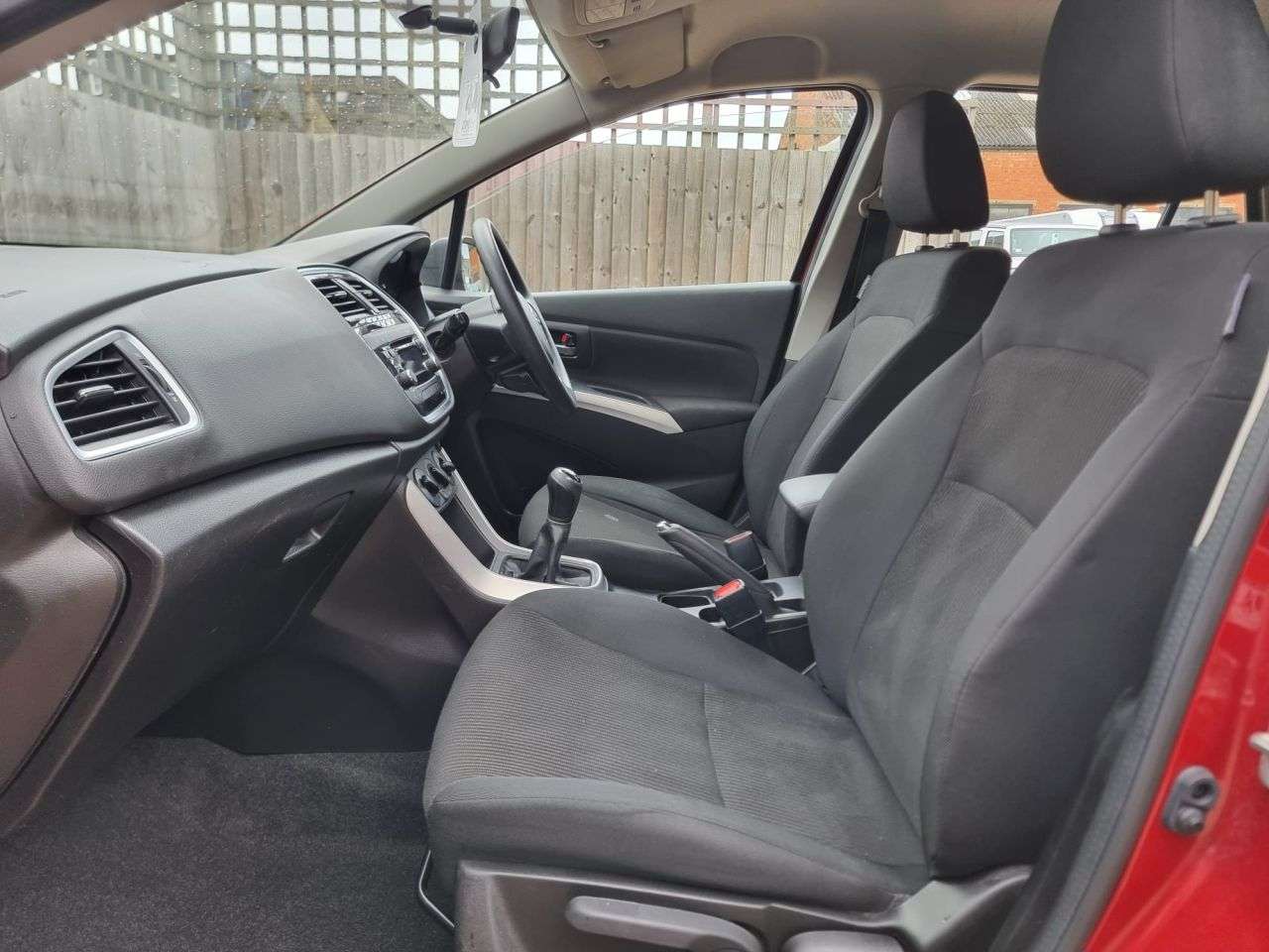 2017 SUZUKI SX4 S-CROSS 2017 SUZUKI SX4 S-CROSS