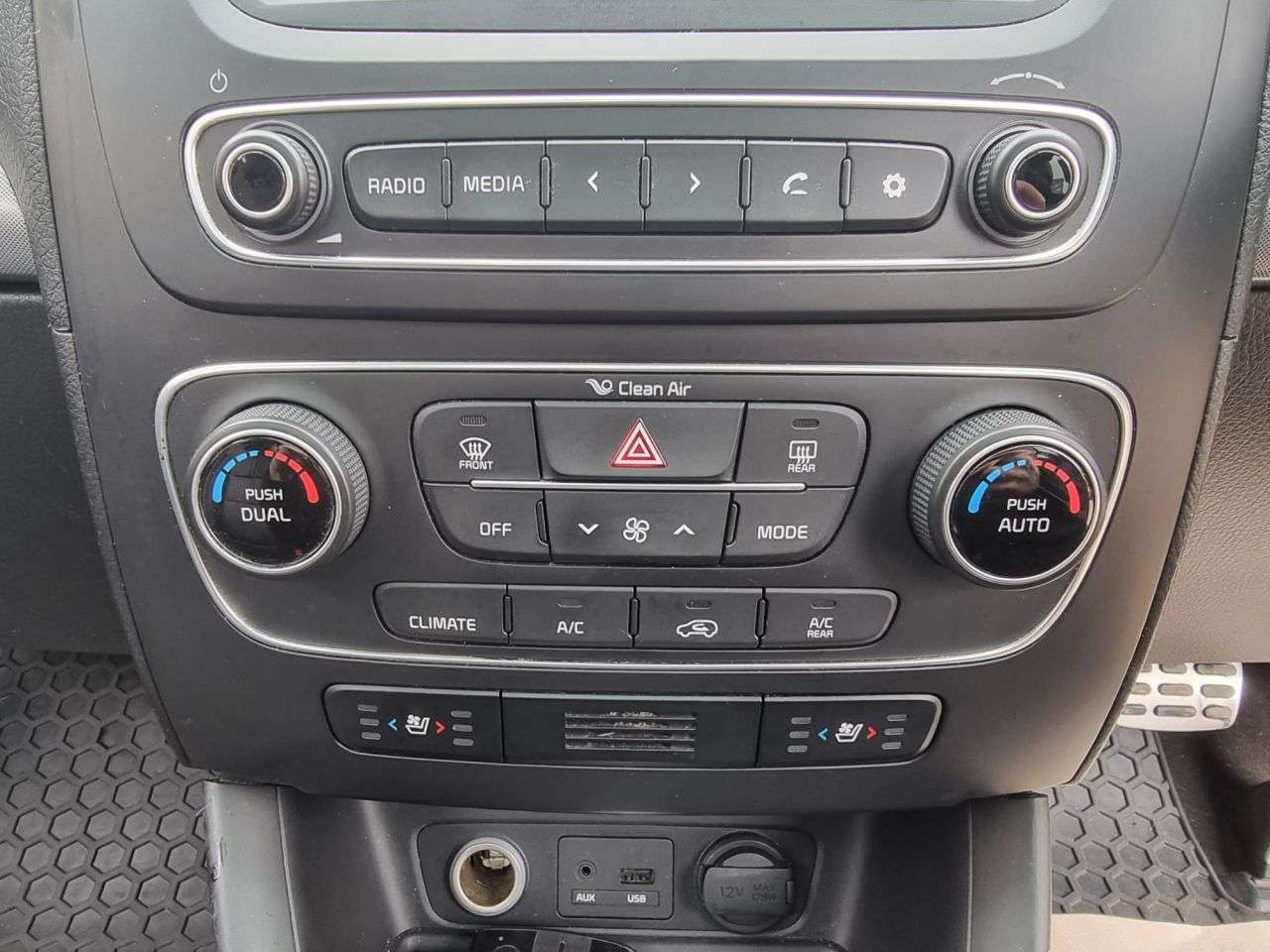 2015 KIA SORENTO 2015 KIA SORENTO