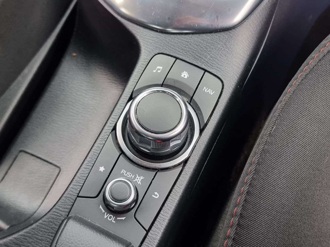 2017 MAZDA MAZDA2 2017 MAZDA MAZDA2