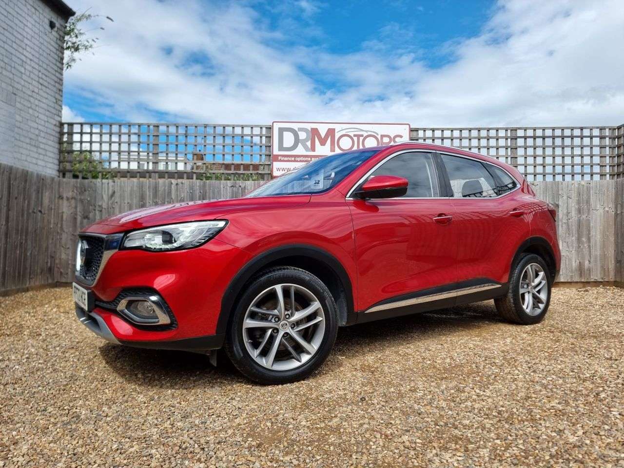 A 2022 MG MG HS 1.5 T-GDI Excite SUV 5dr Petrol DCT Euro 6 (s/s) (162 ps) A 2022 MG MG HS 1.5 T-GDI Excite SUV 5dr Petrol DCT Euro 6 (s/s) (162 ps)