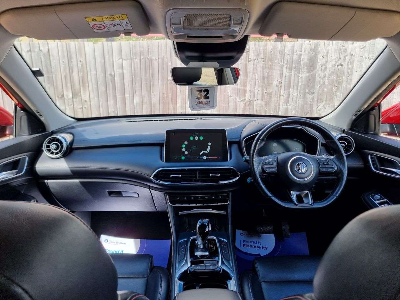 A 2022 MG MG HS 1.5 T-GDI Excite SUV 5dr Petrol DCT Euro 6 (s/s) (162 ps) A 2022 MG MG HS 1.5 T-GDI Excite SUV 5dr Petrol DCT Euro 6 (s/s) (162 ps)
