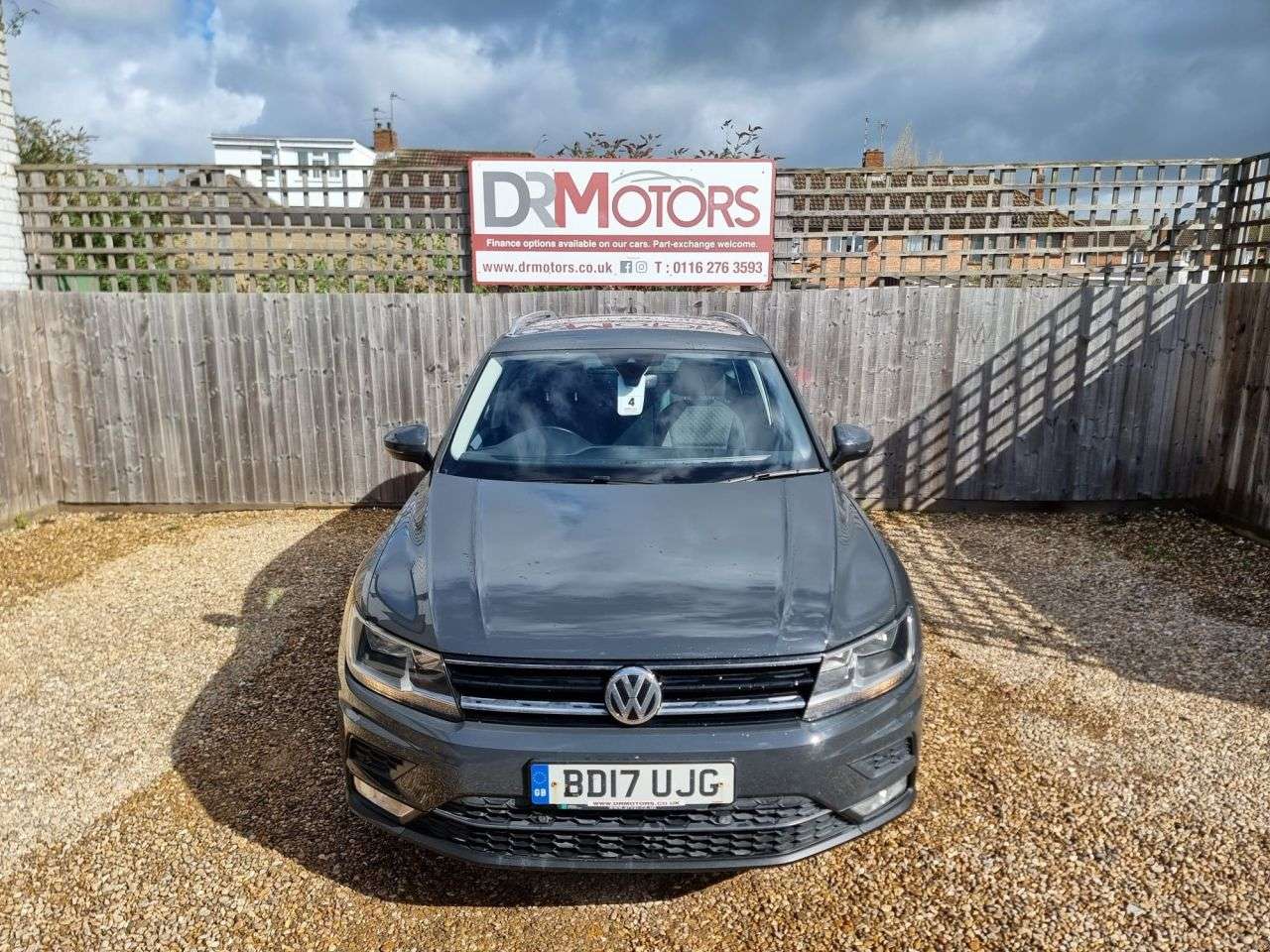 2017 VOLKSWAGEN TIGUAN 2017 VOLKSWAGEN TIGUAN