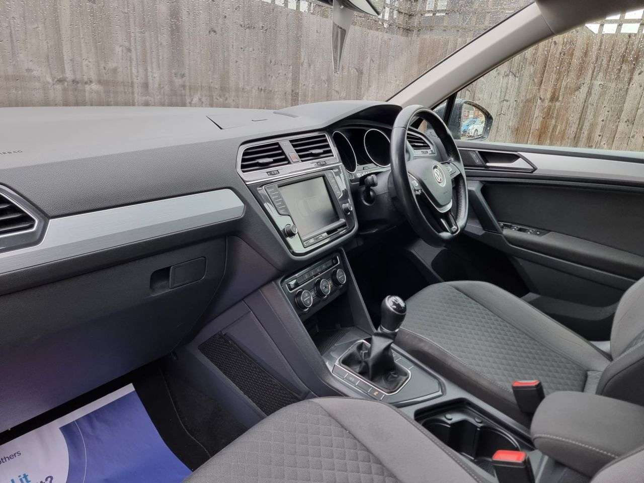 2017 VOLKSWAGEN TIGUAN 2017 VOLKSWAGEN TIGUAN