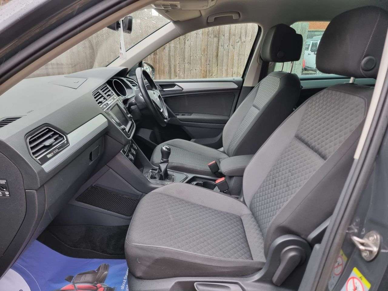 2017 VOLKSWAGEN TIGUAN 2017 VOLKSWAGEN TIGUAN