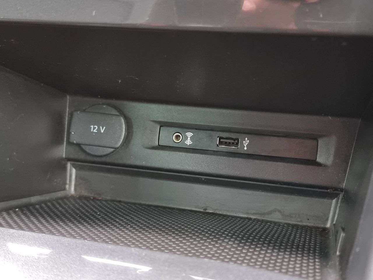 2017 VOLKSWAGEN TIGUAN 2017 VOLKSWAGEN TIGUAN