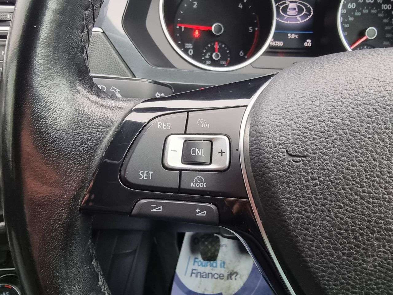 2017 VOLKSWAGEN TIGUAN 2017 VOLKSWAGEN TIGUAN