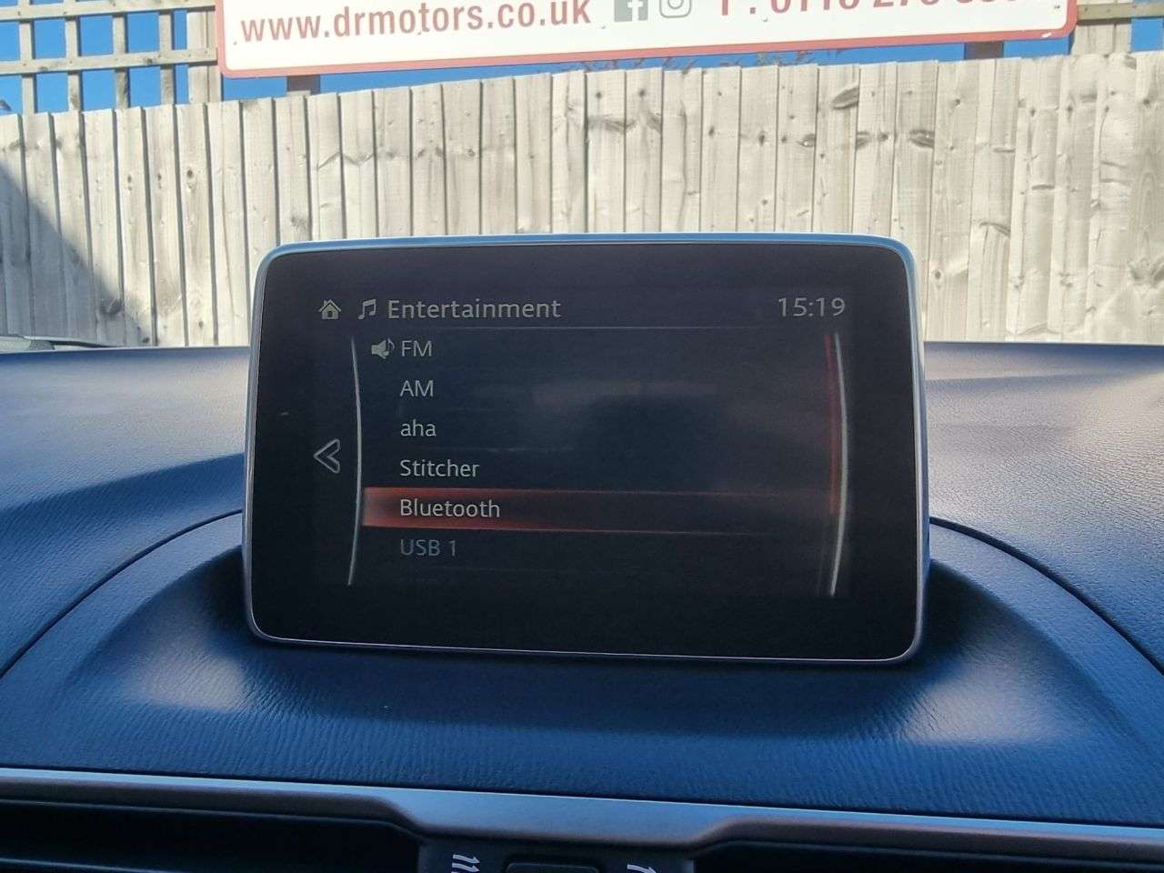 A 2014 MAZDA MAZDA3 2.0 SKYACTIV-G SE-L Hatchback 5dr Petrol Manual Euro 5 (s/s) (120 ps) + BLU A 2014 MAZDA MAZDA3 2.0 SKYACTIV-G SE-L Hatchback 5dr Petrol Manual Euro 5 (s/s) (120 ps) + BLU